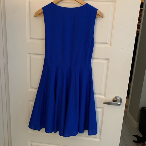 NEW with tags Express Blue Cocktail Dress Size 6 - Picture 2 of 4